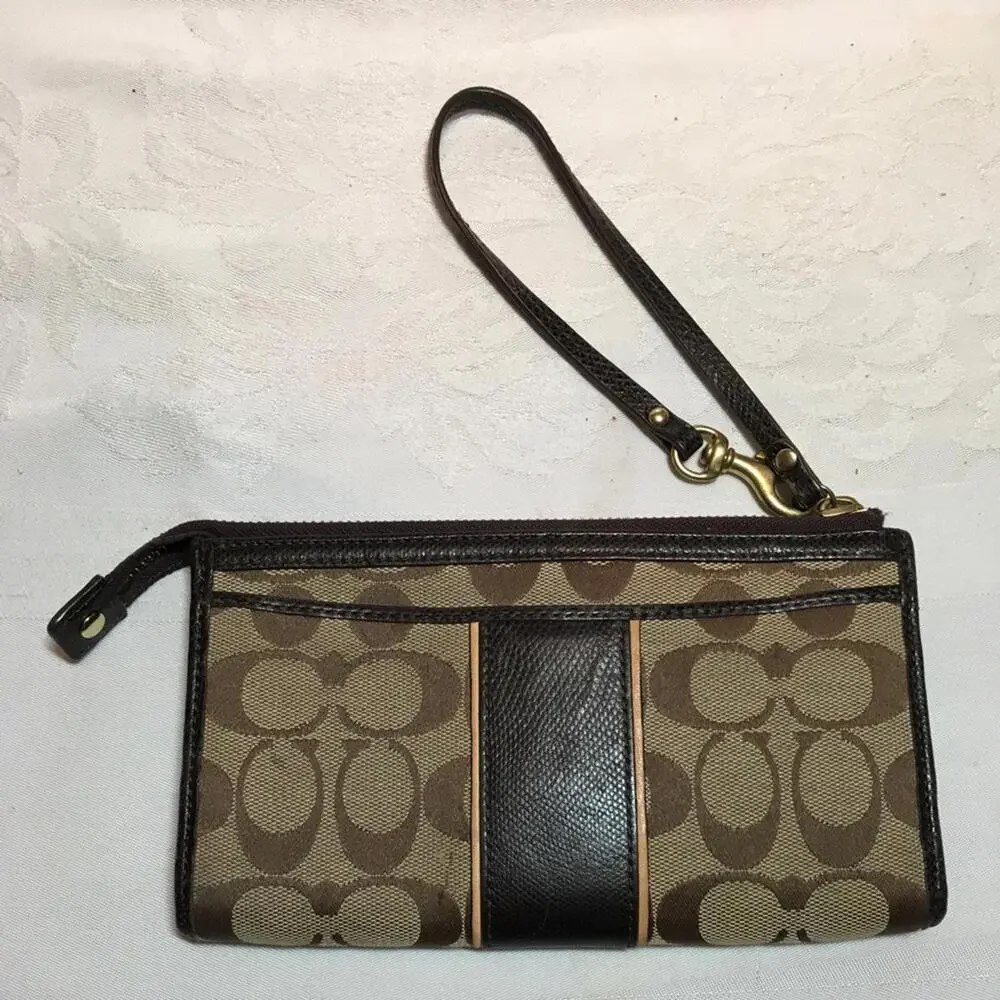 Vintage Coach wristlet wallet tan brown